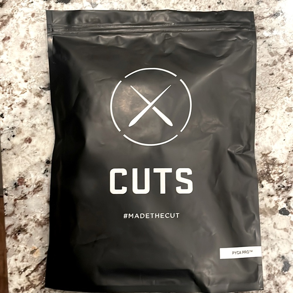 Cuts AO Henley Curve-Hem Pyca Pro Grey Short Sleeve (BNWT- Brand New)